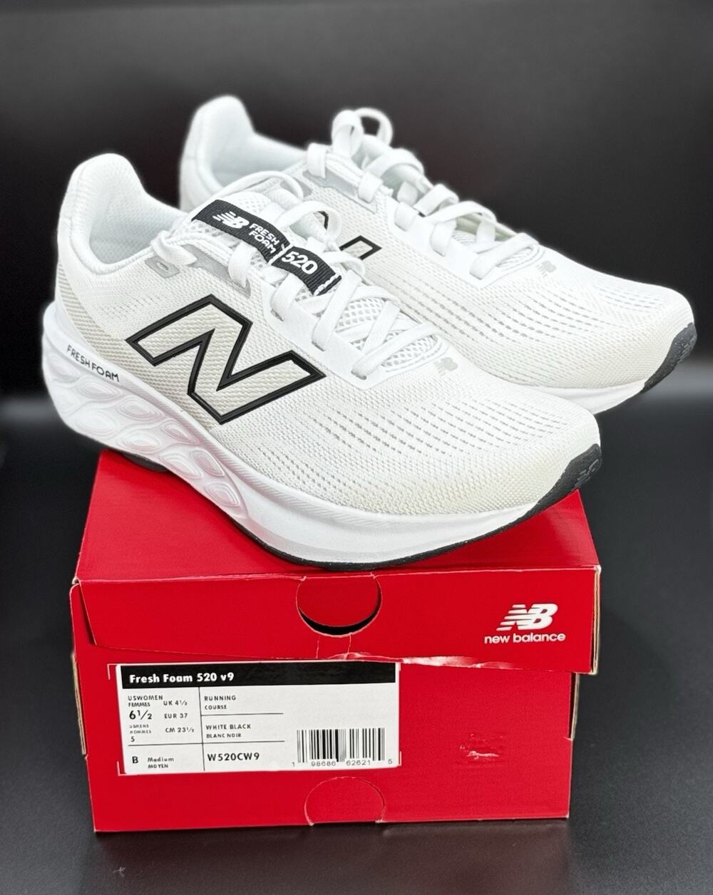 New Balance Fresh Foam 520 v9 Women's Running Shoes Size 6.5 White Black NIB
